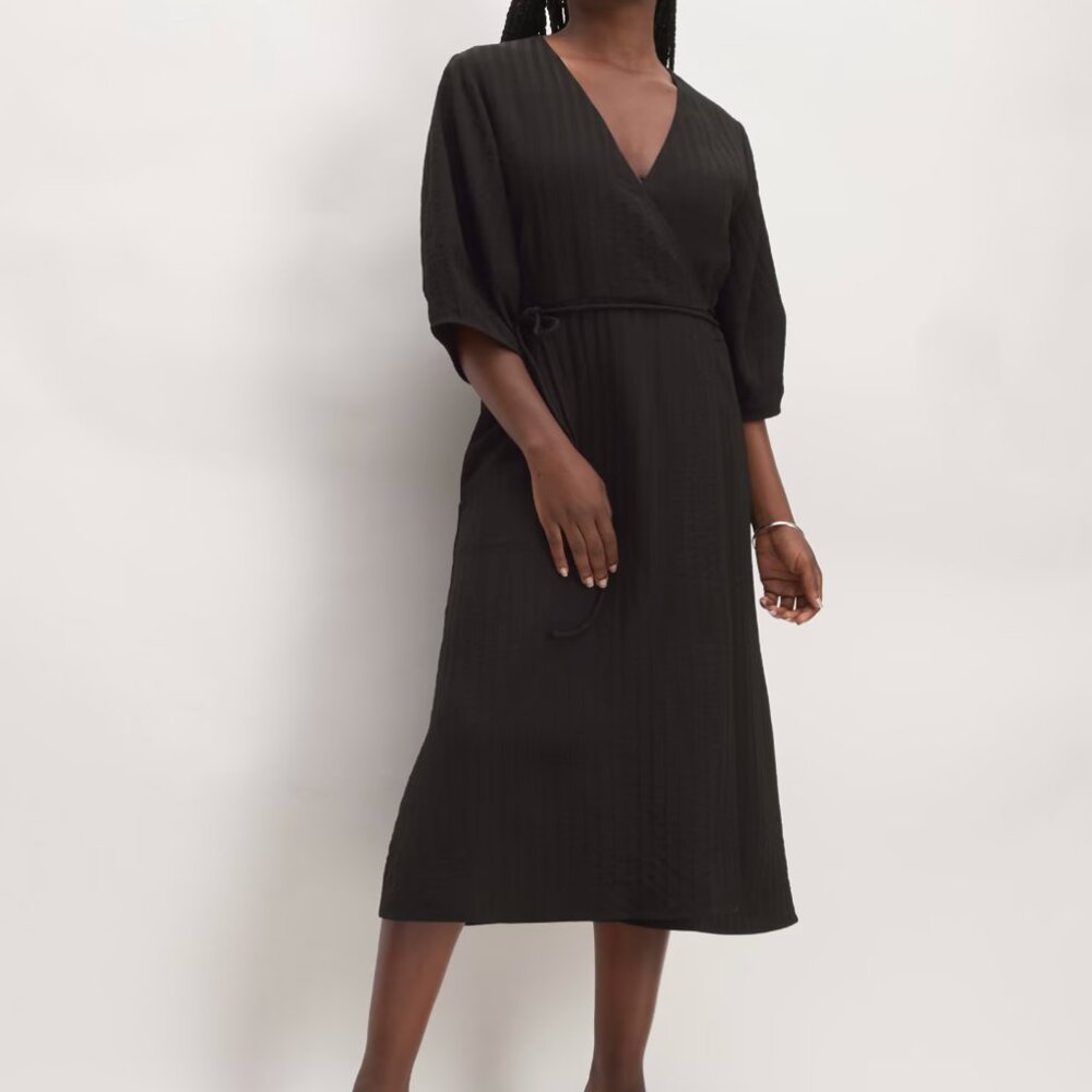 Everlane Black City Stripe Wrap Midi Dress, Size 6 NWT